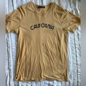 VICI California distressed tee size L